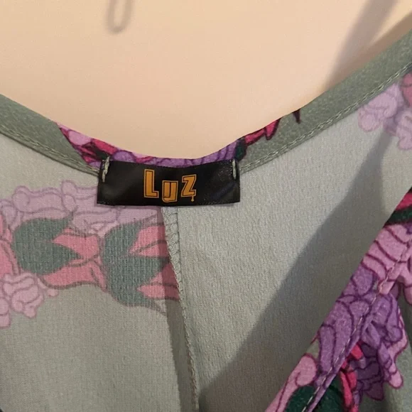 Hawaiian floral lei Jumpsuit - Picture 2 of 4